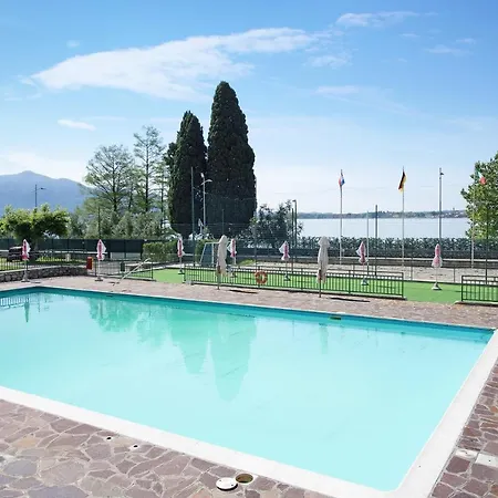 Camping Eurovil 2 * Predore